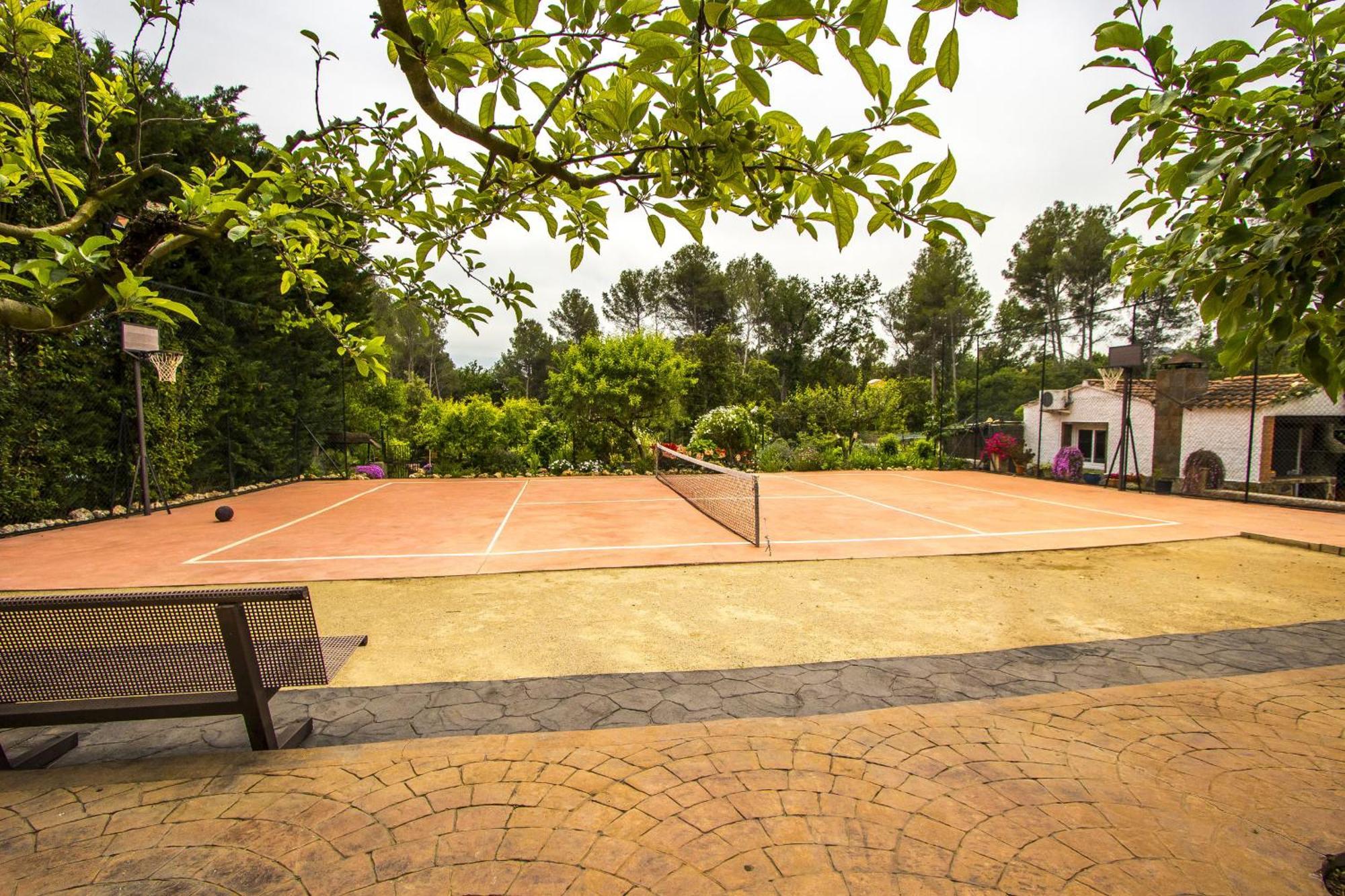 Nature, Pool, Tennis, Aircon Only 15 Minutes To Barcelona! Sabadell Exterior photo
