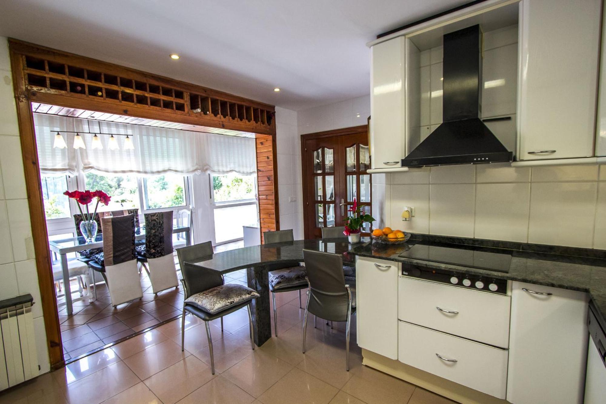 Nature, Pool, Tennis, Aircon Only 15 Minutes To Barcelona! Sabadell Exterior photo