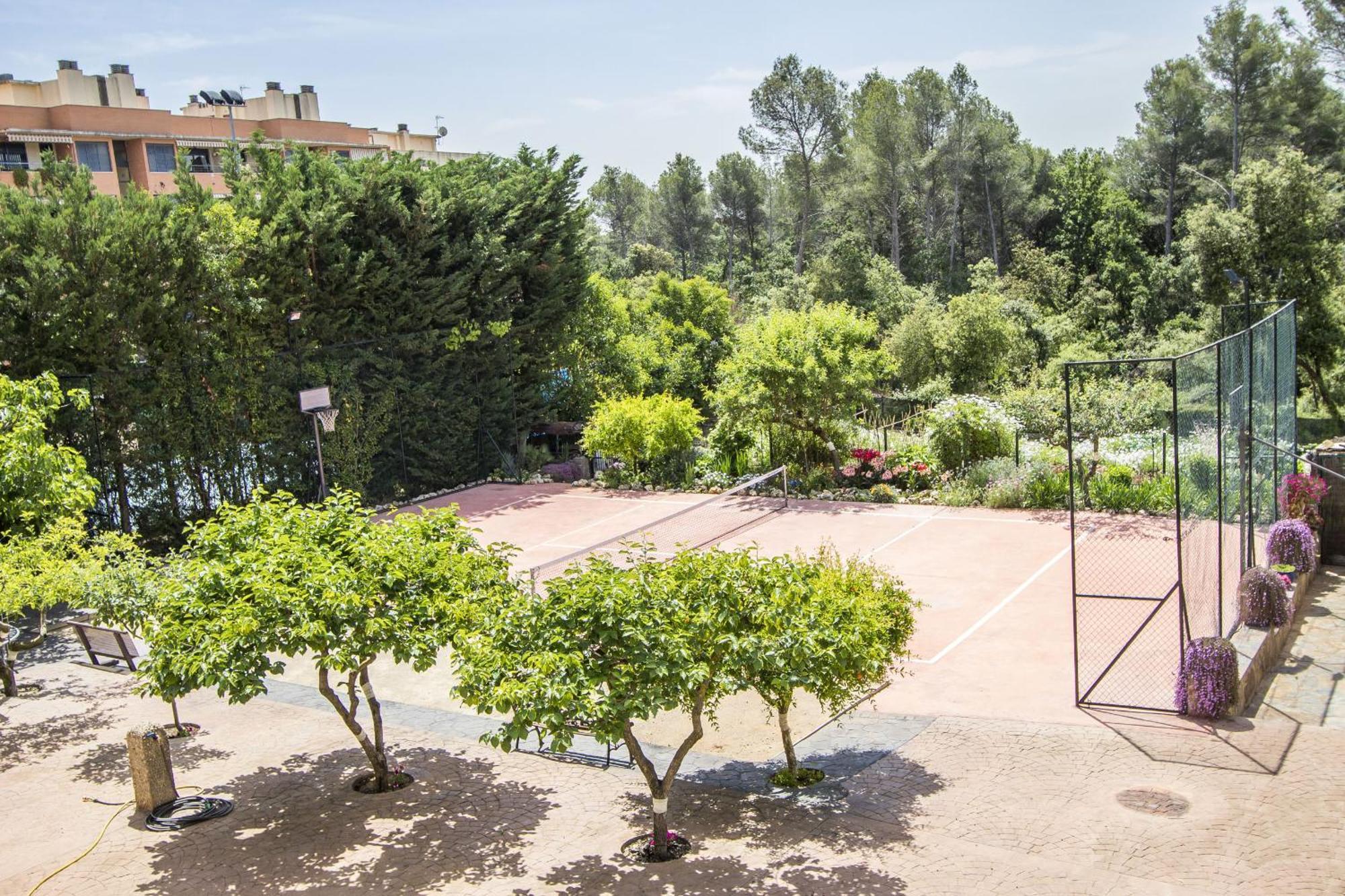 Nature, Pool, Tennis, Aircon Only 15 Minutes To Barcelona! Sabadell Exterior photo